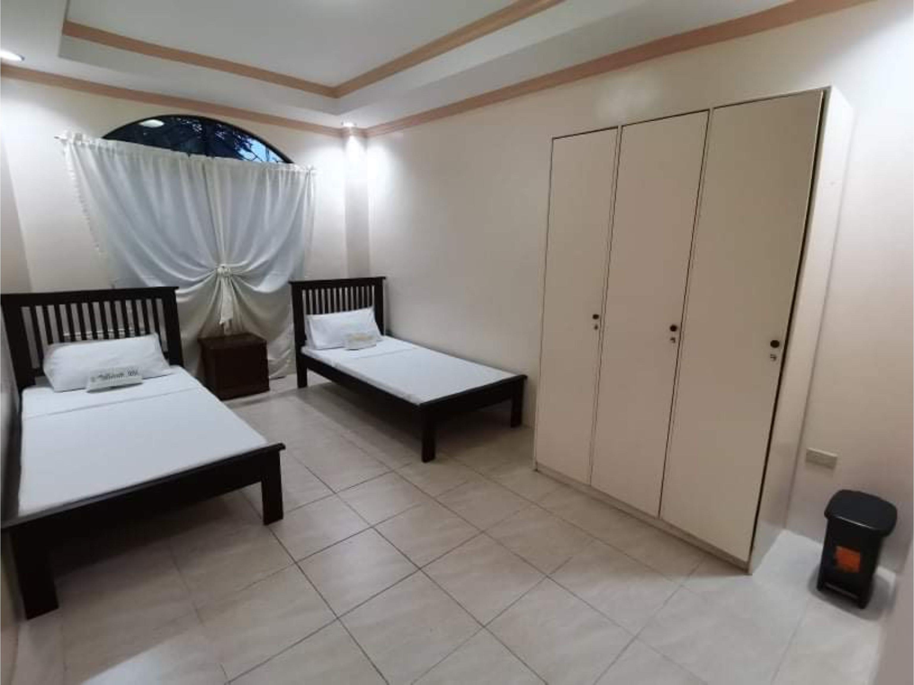Hotel Oyo 799 Ddd Habitat Iloilo Exteriér fotografie
